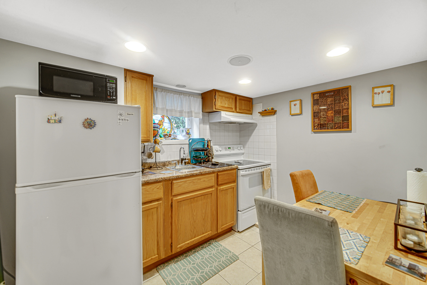 5728 W Higgins Avenue, Chicago, IL 60630