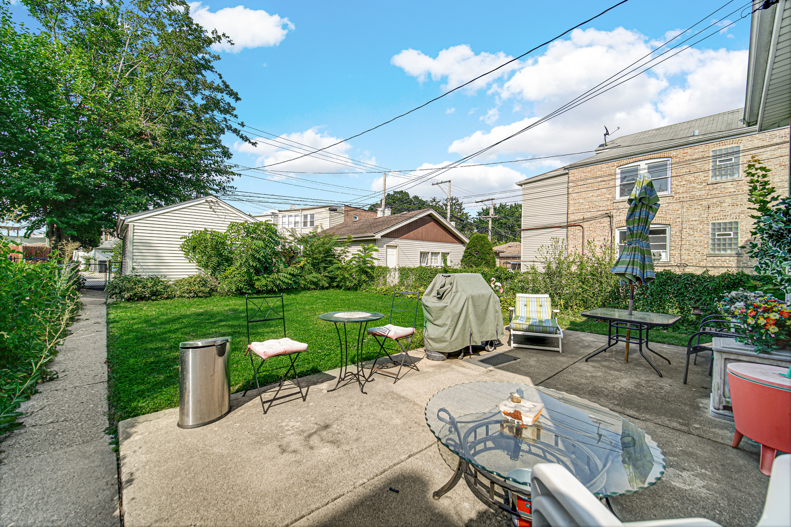 5728 W Higgins Avenue, Chicago, IL 60630