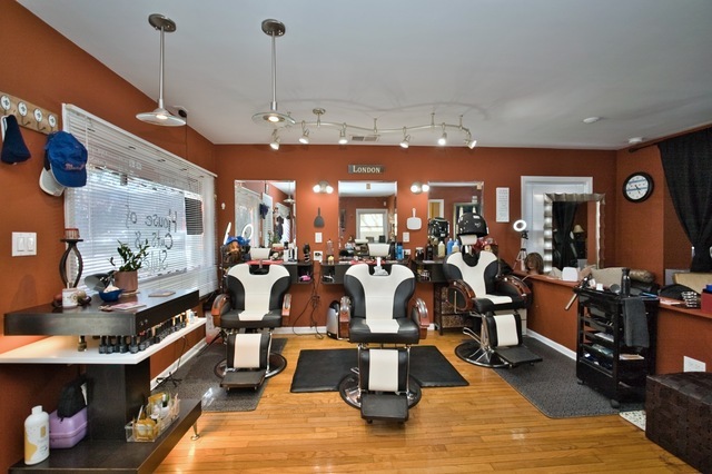 5728 W Higgins Avenue, Chicago, IL 60630