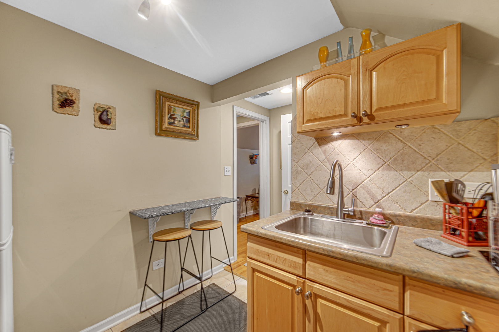 5728 W Higgins Avenue, Chicago, IL 60630