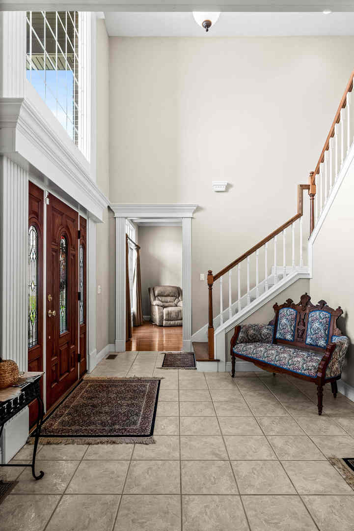 3 Strawberry Road, Bloomington, IL 61704