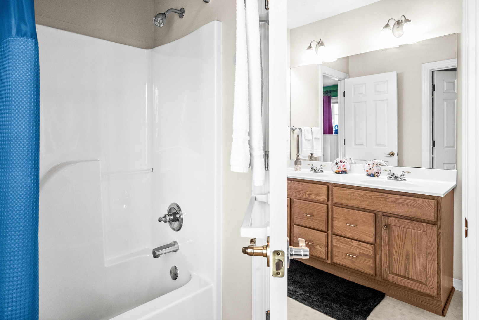 3 Strawberry Road, Bloomington, IL 61704