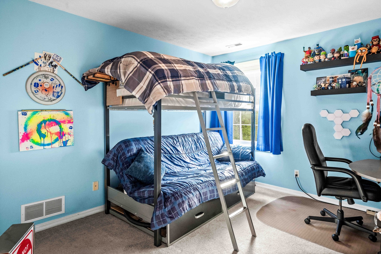 3 Strawberry Road, Bloomington, IL 61704