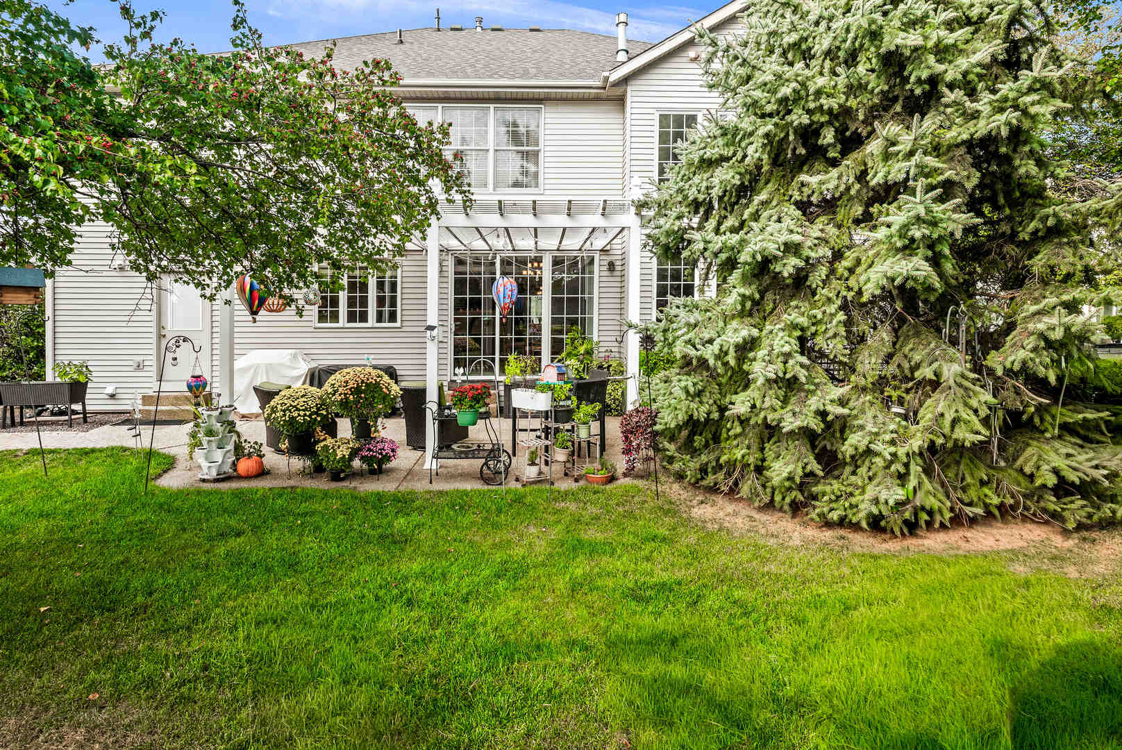 3 Strawberry Road, Bloomington, IL 61704