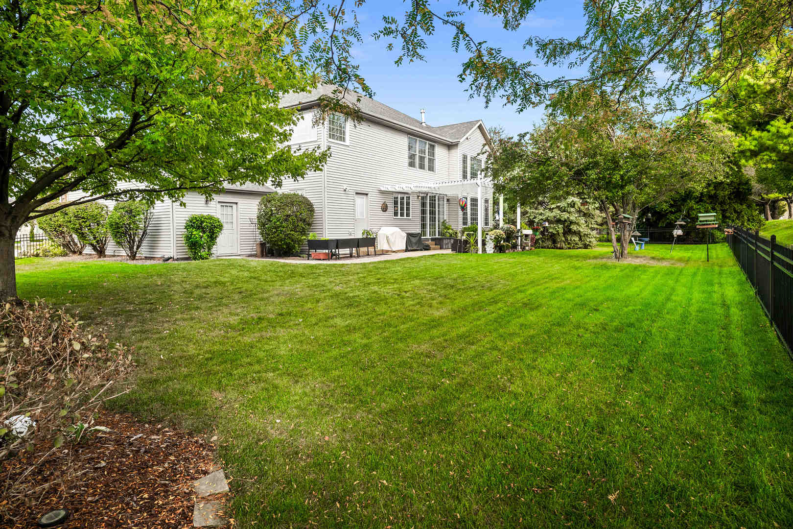 3 Strawberry Road, Bloomington, IL 61704