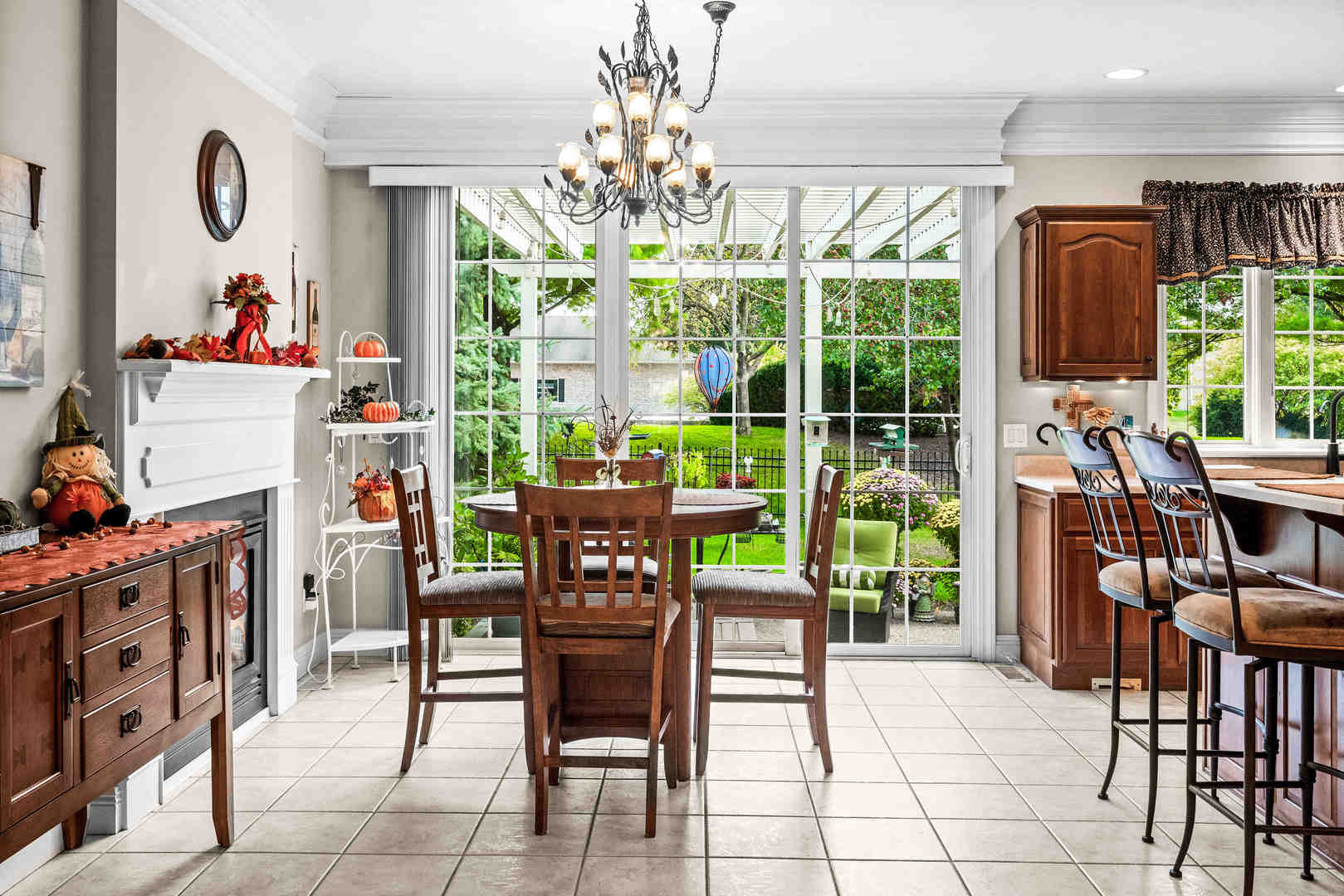 3 Strawberry Road, Bloomington, IL 61704