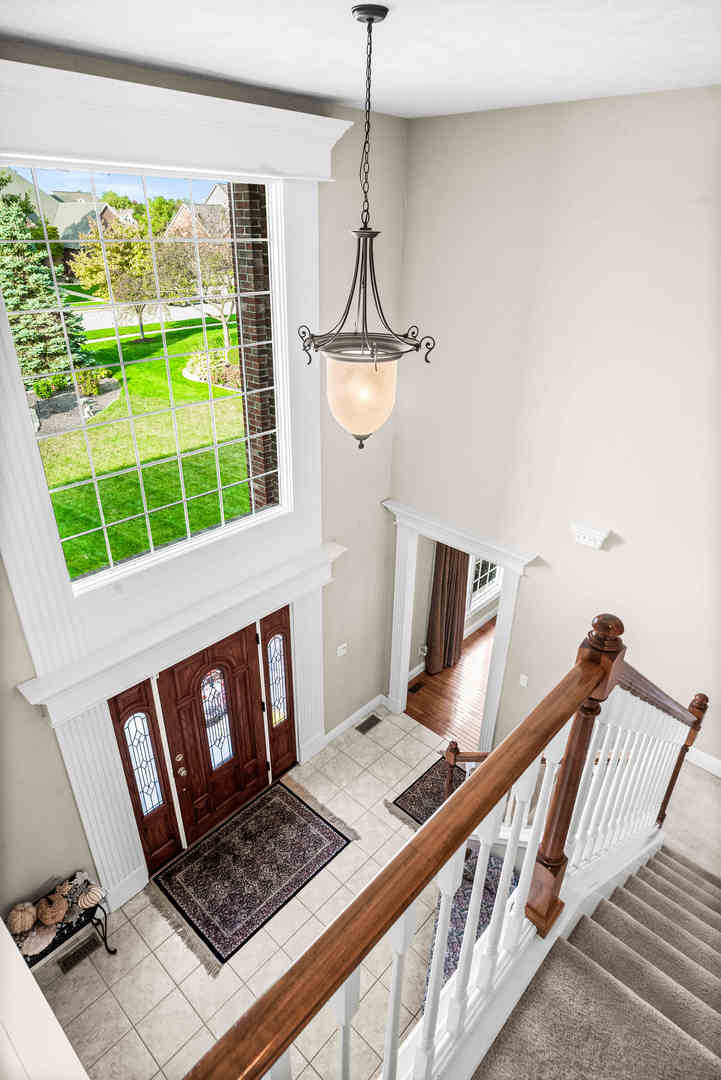 3 Strawberry Road, Bloomington, IL 61704