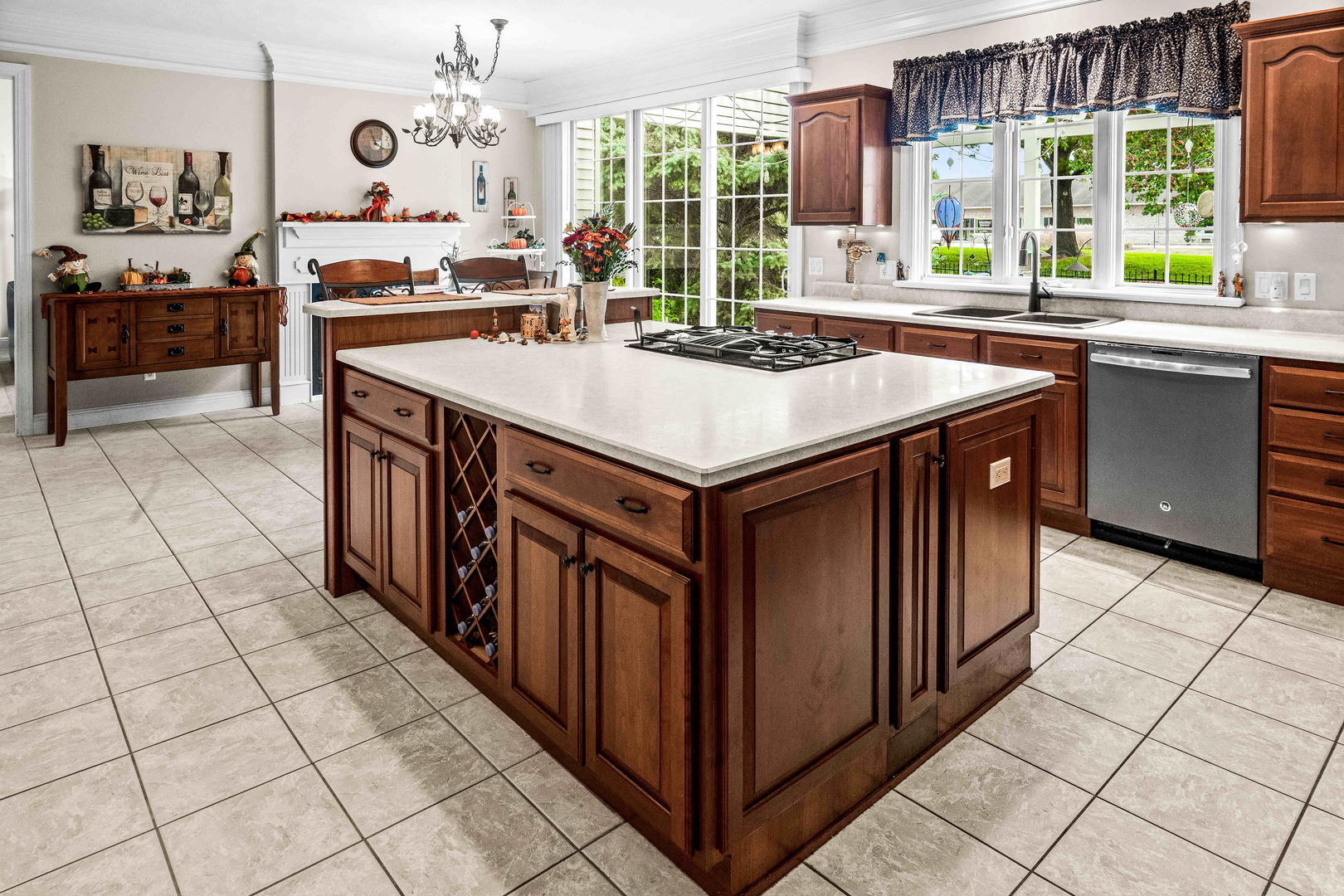 3 Strawberry Road, Bloomington, IL 61704