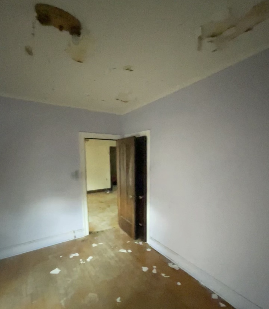 8827 S Loomis Street, Chicago, IL 60620