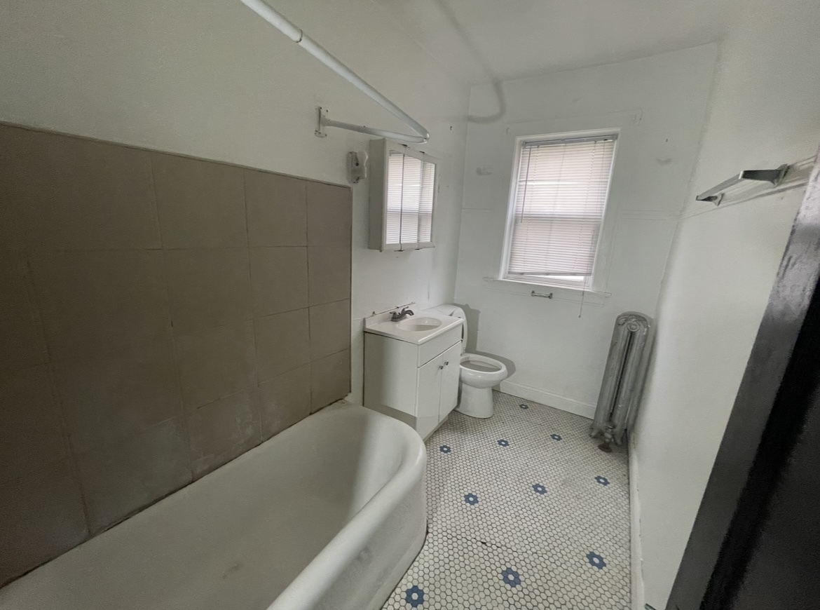 8827 S Loomis Street, Chicago, IL 60620