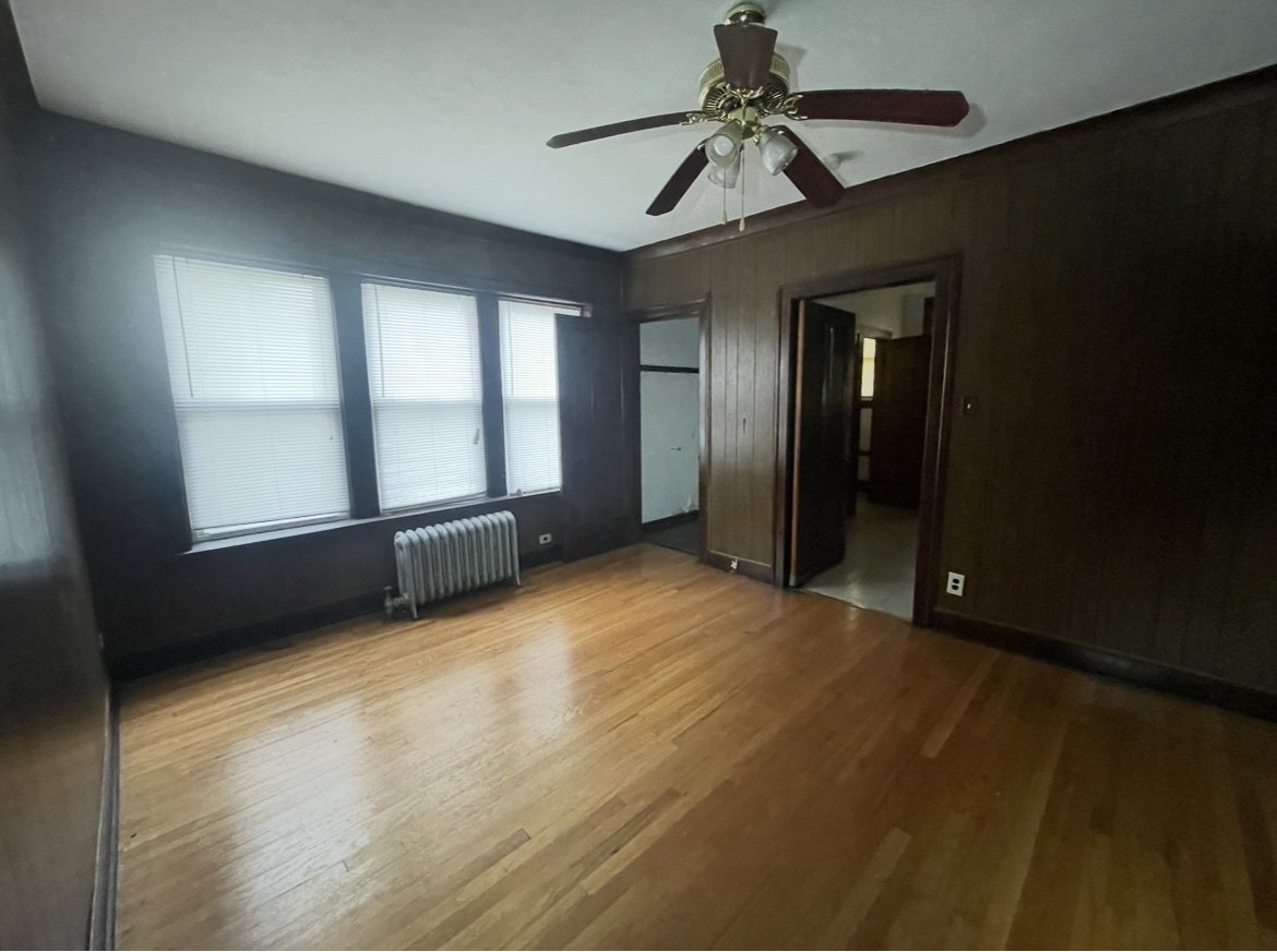 8827 S Loomis Street, Chicago, IL 60620