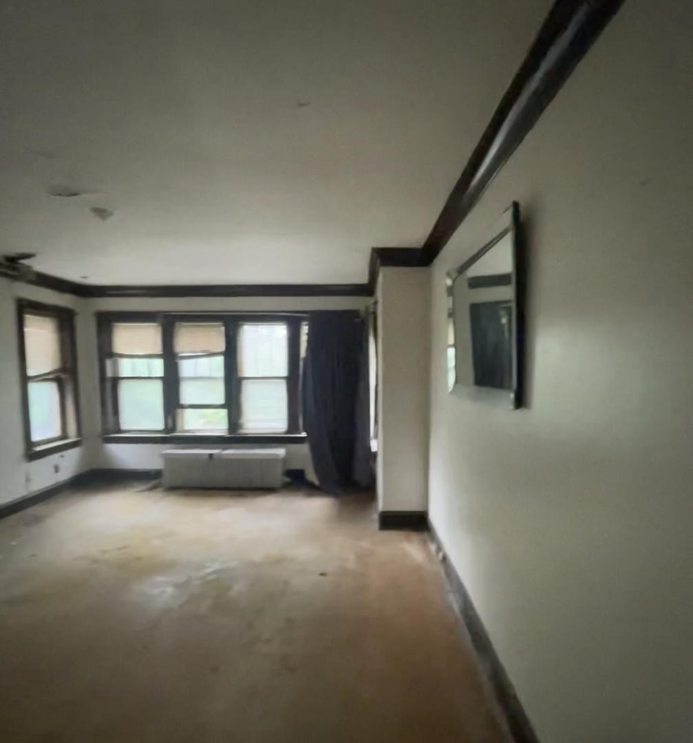 8827 S Loomis Street, Chicago, IL 60620