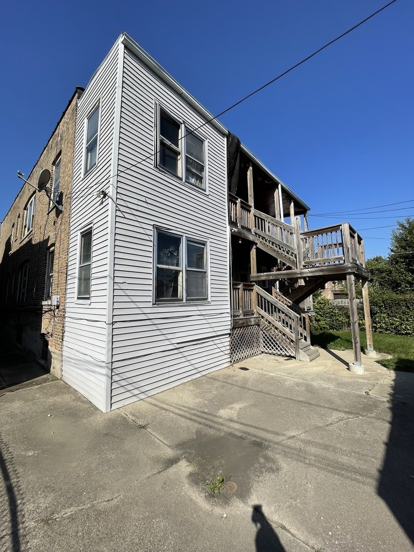 8827 S Loomis Street, Chicago, IL 60620