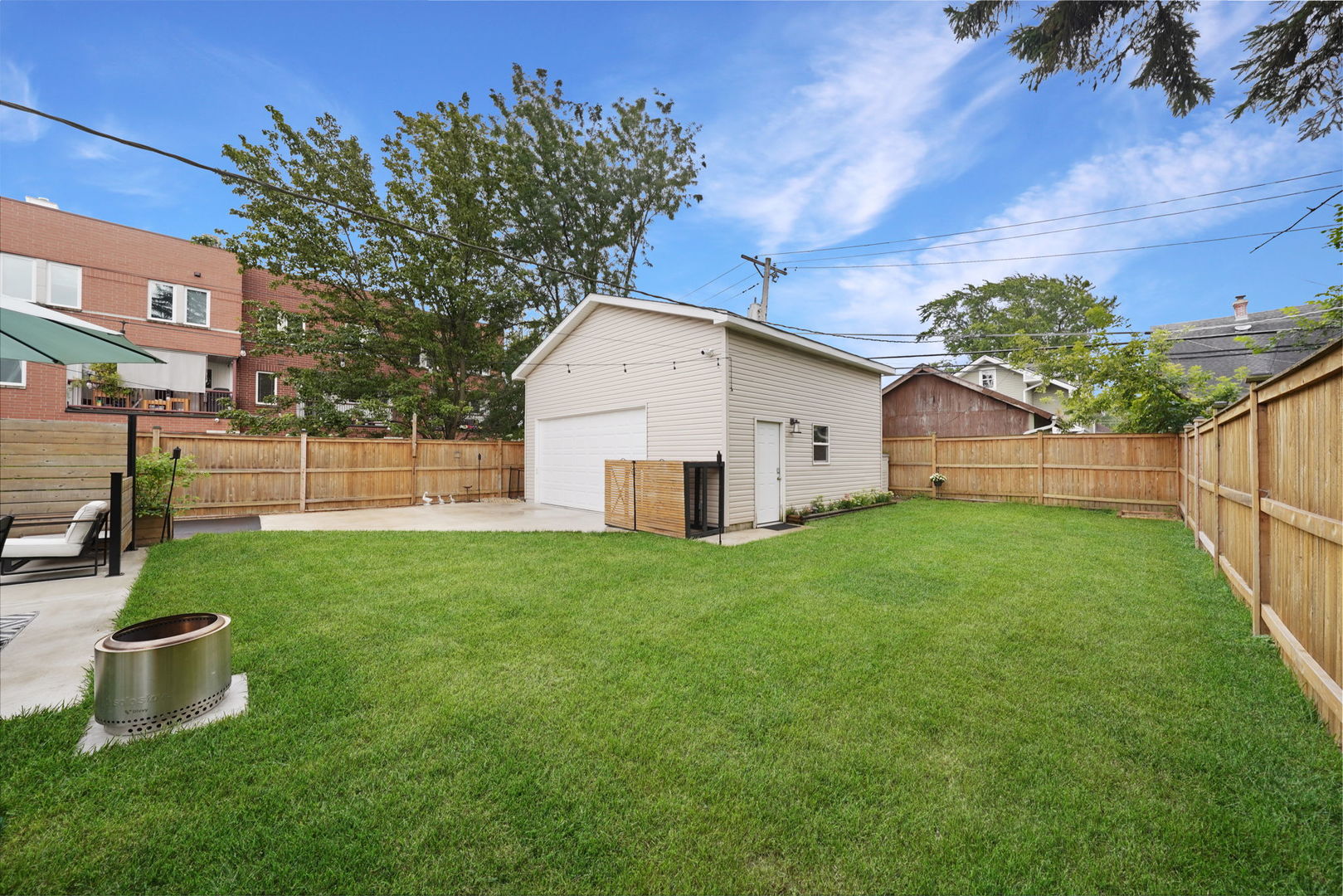 1107 E Prairie Avenue, Des Plaines, IL 60016
