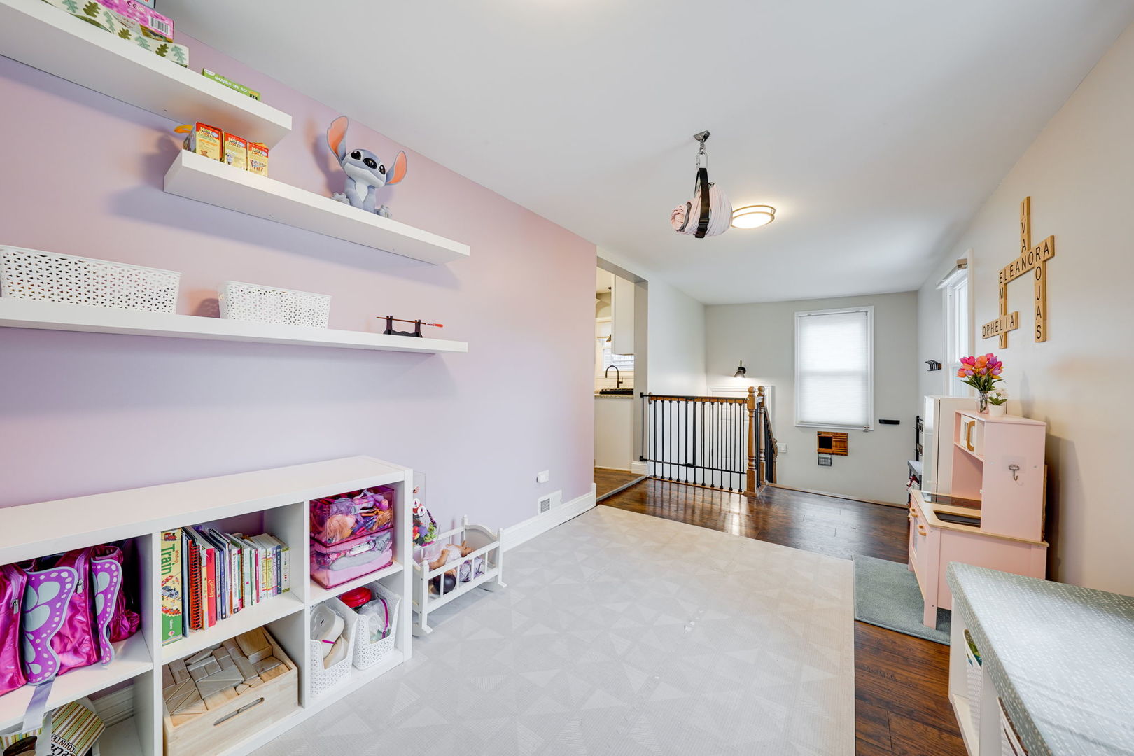 1107 E Prairie Avenue, Des Plaines, IL 60016