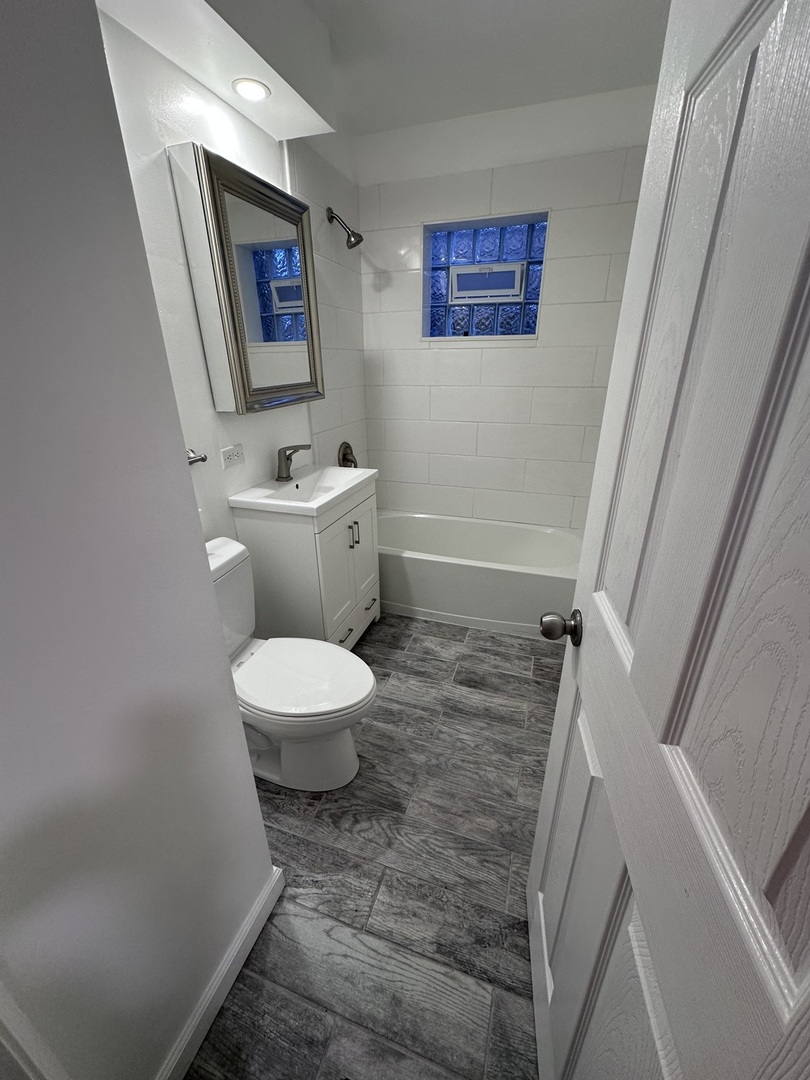 11339 S Avenue M Avenue, Chicago, IL 60617