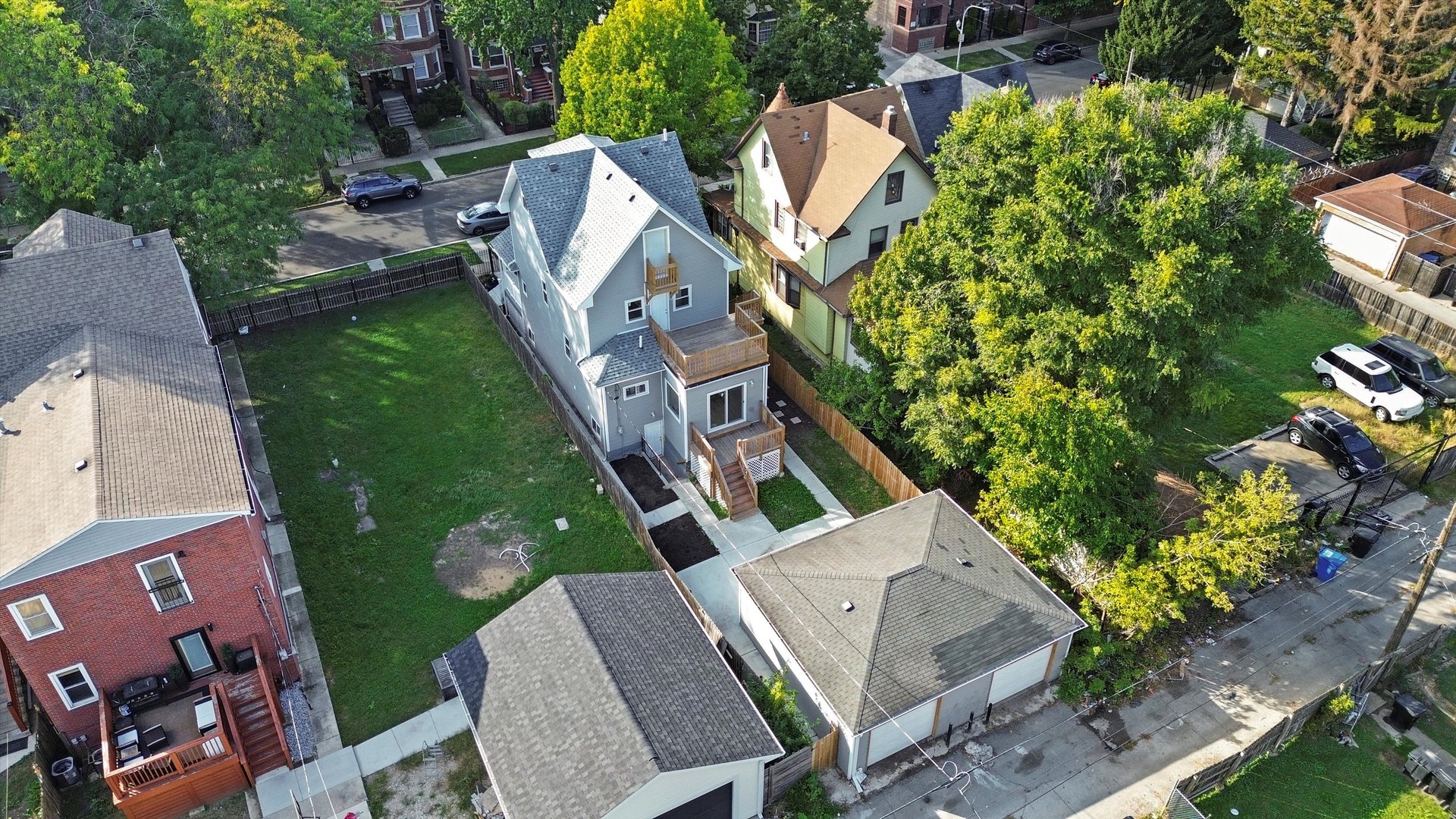 37 N LOCKWOOD Avenue, Chicago, IL 60644