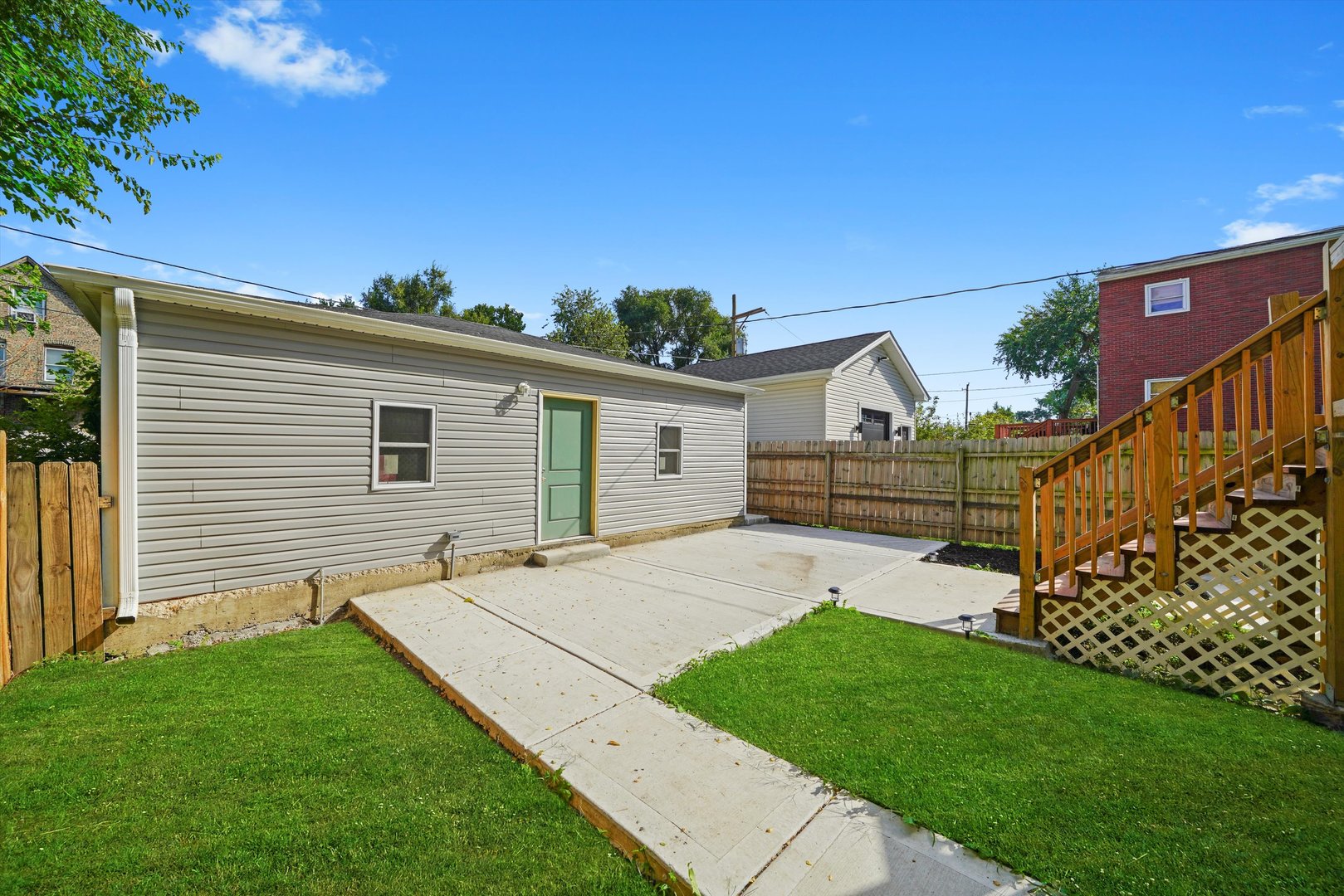 37 N LOCKWOOD Avenue, Chicago, IL 60644