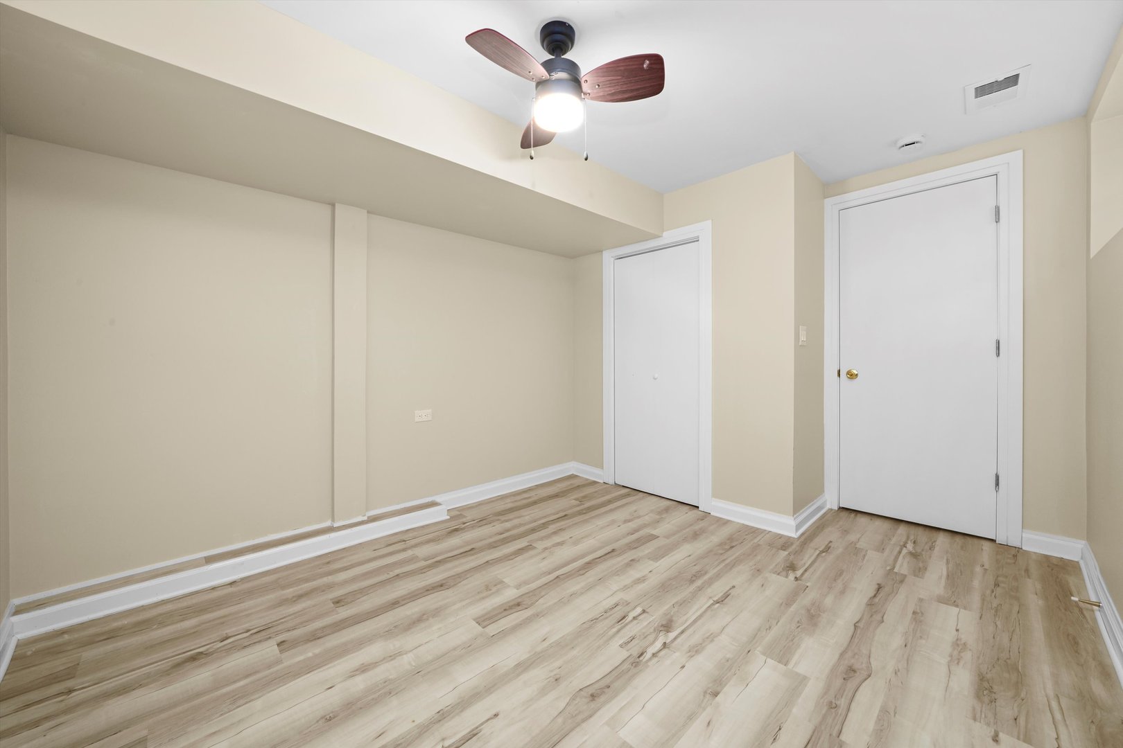 37 N LOCKWOOD Avenue, Chicago, IL 60644