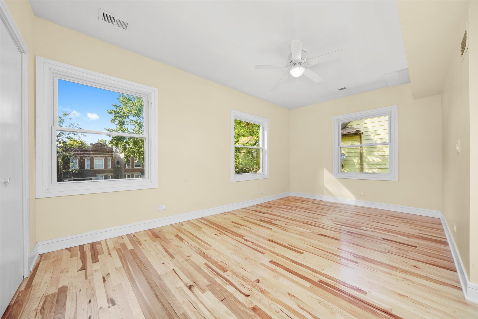 37 N LOCKWOOD Avenue, Chicago, IL 60644