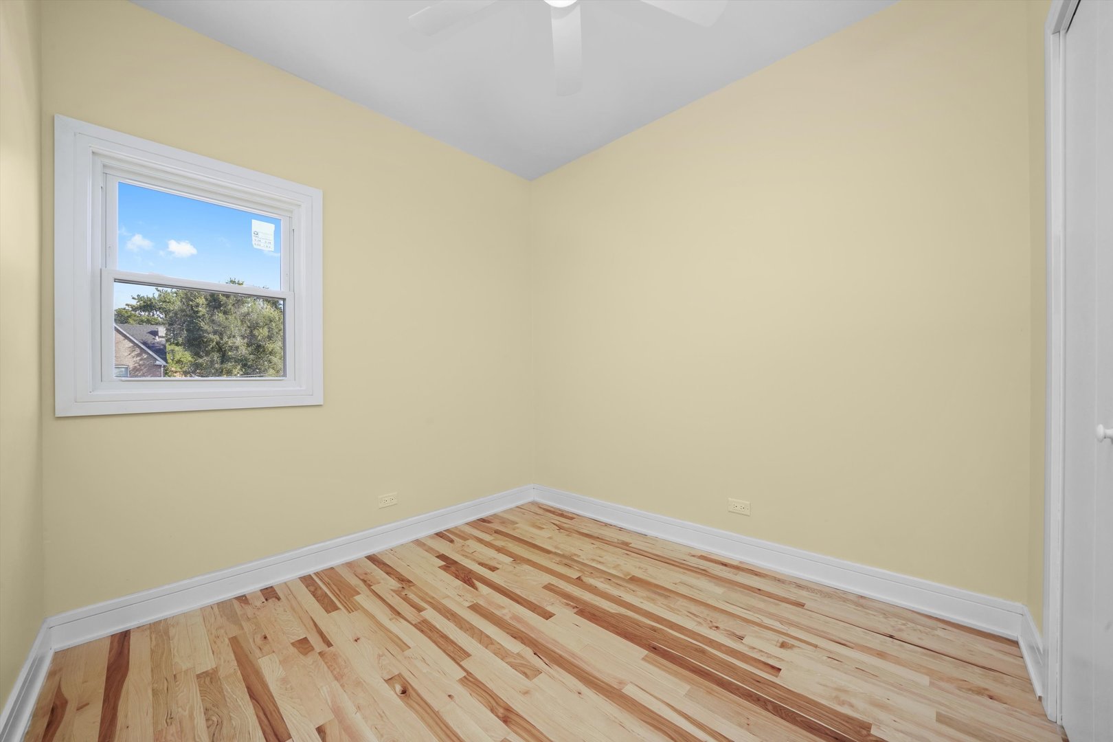 37 N LOCKWOOD Avenue, Chicago, IL 60644