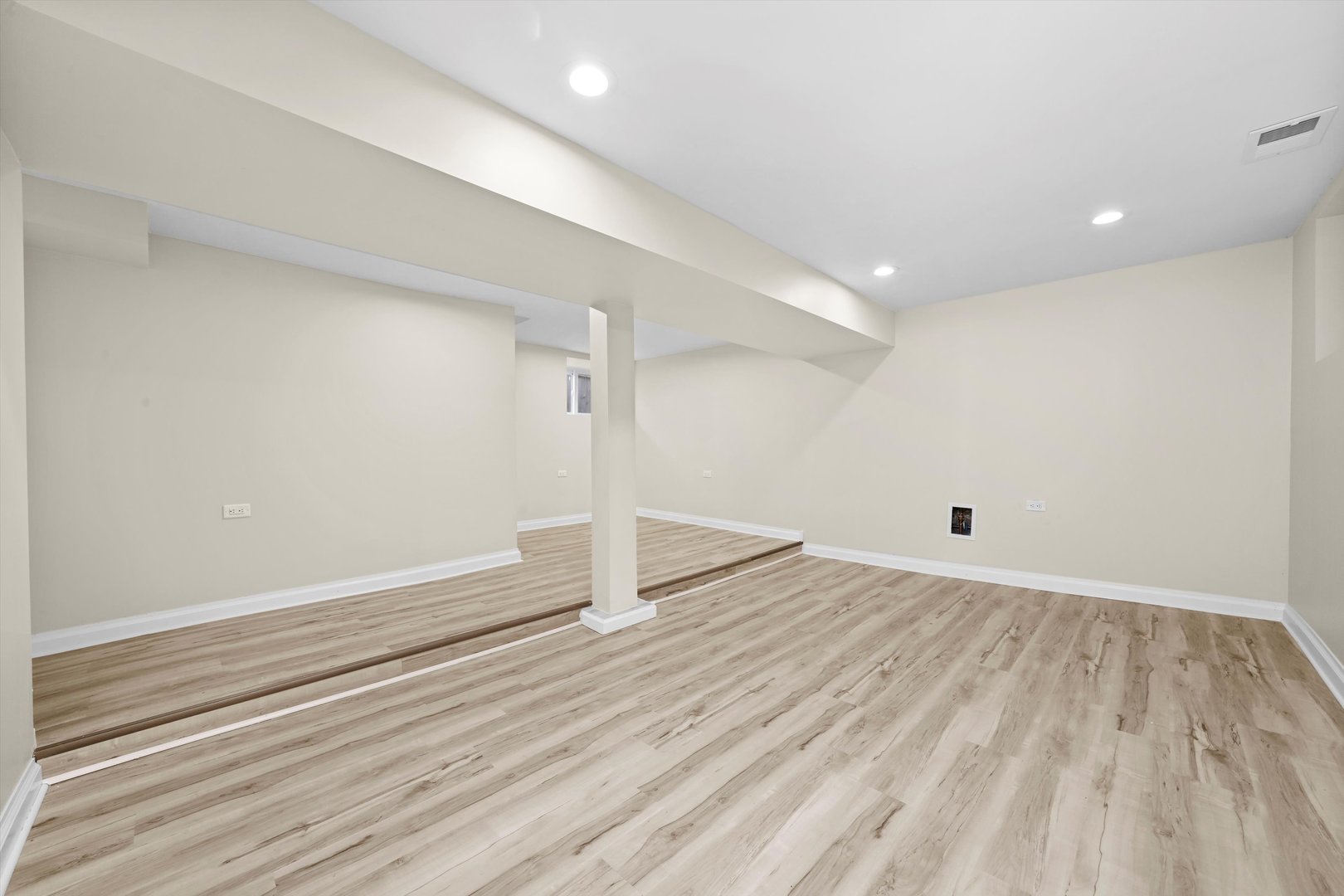 37 N LOCKWOOD Avenue, Chicago, IL 60644