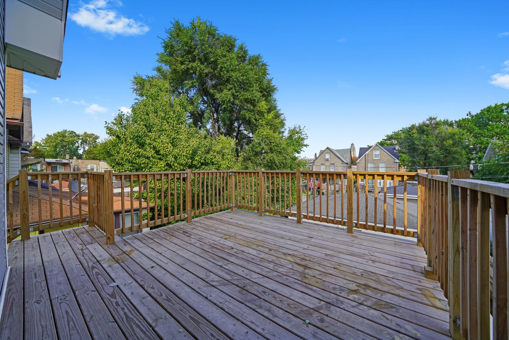 37 N LOCKWOOD Avenue, Chicago, IL 60644