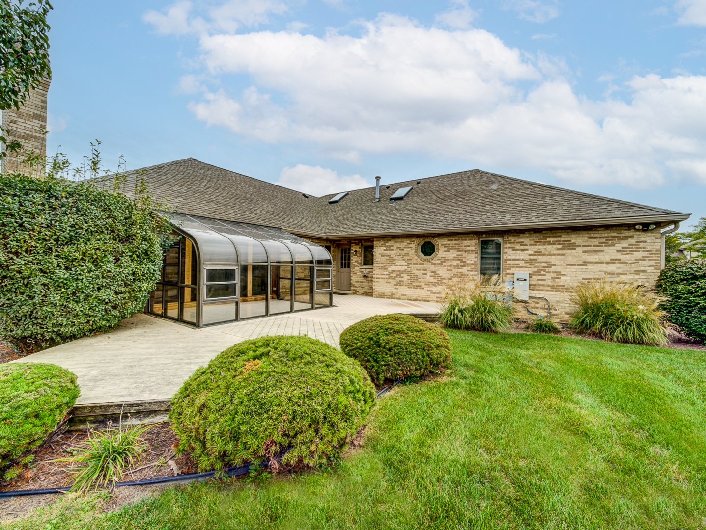 14947 Landings Lane, Oak Forest, IL 60452