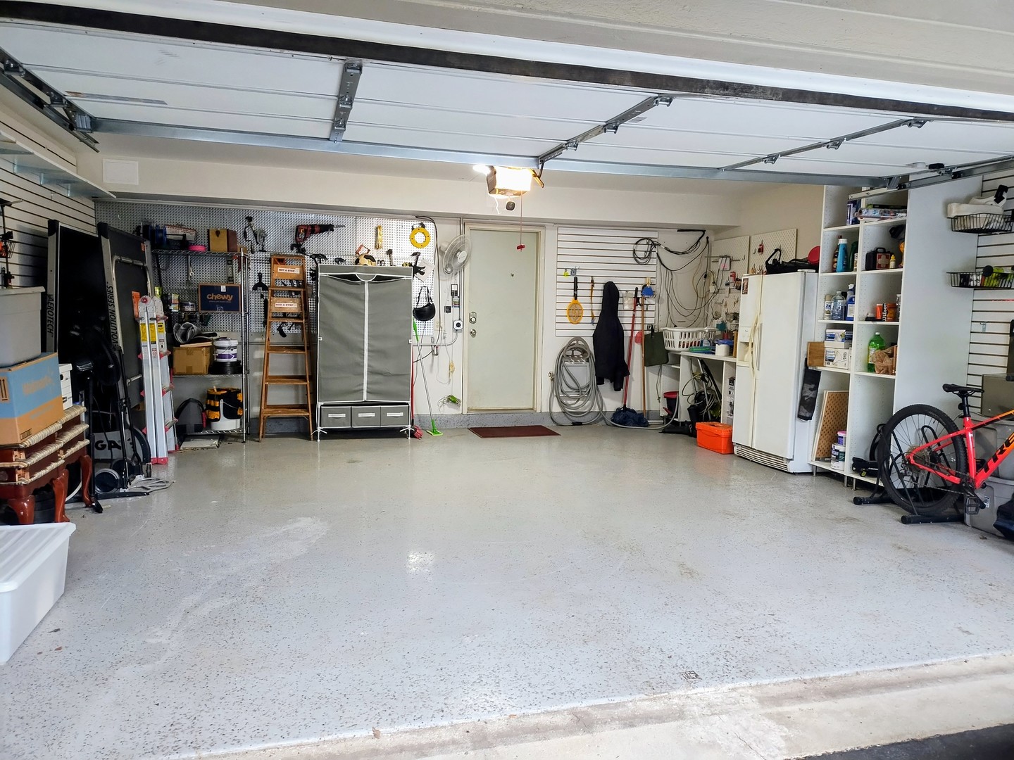 7507 Frontage Road, Skokie, IL 60077
