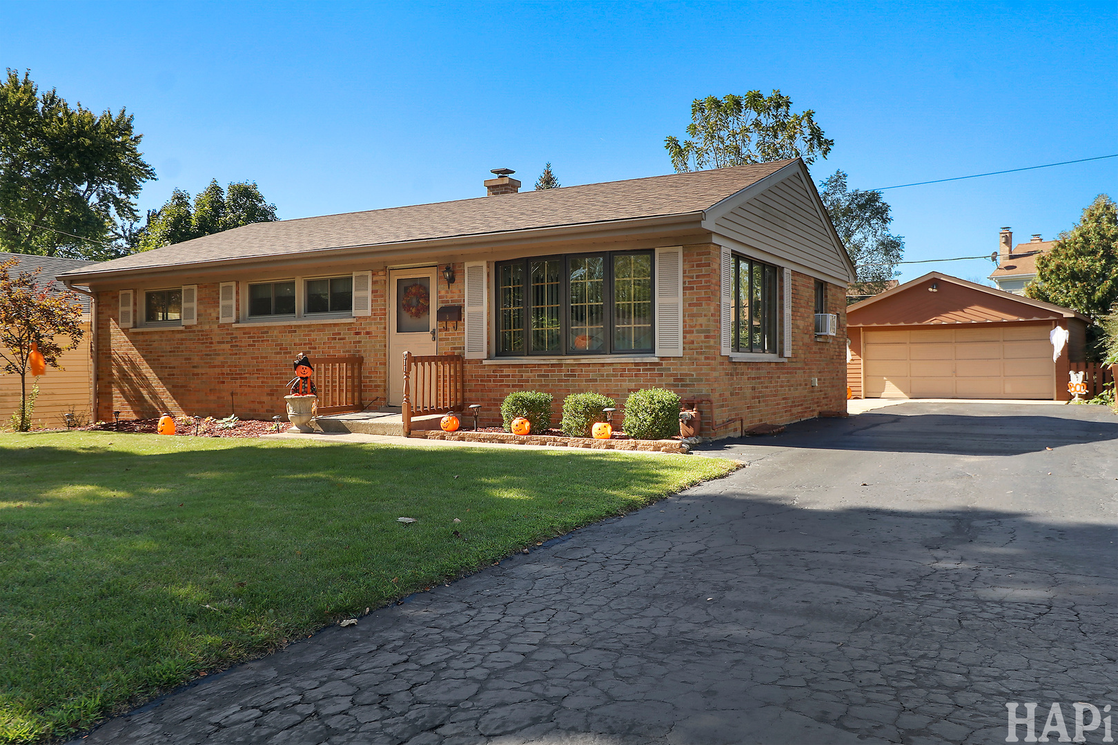 311 Brown Street, Wauconda, IL 60084