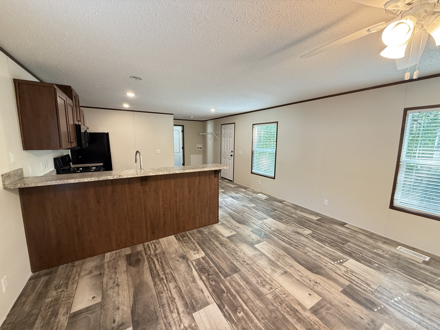 1712 S Dixie Highway #273, Crete, IL 60417