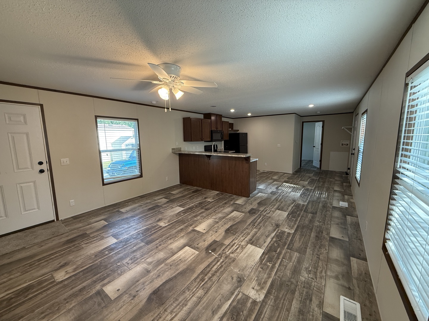 1712 S Dixie Highway #273, Crete, IL 60417