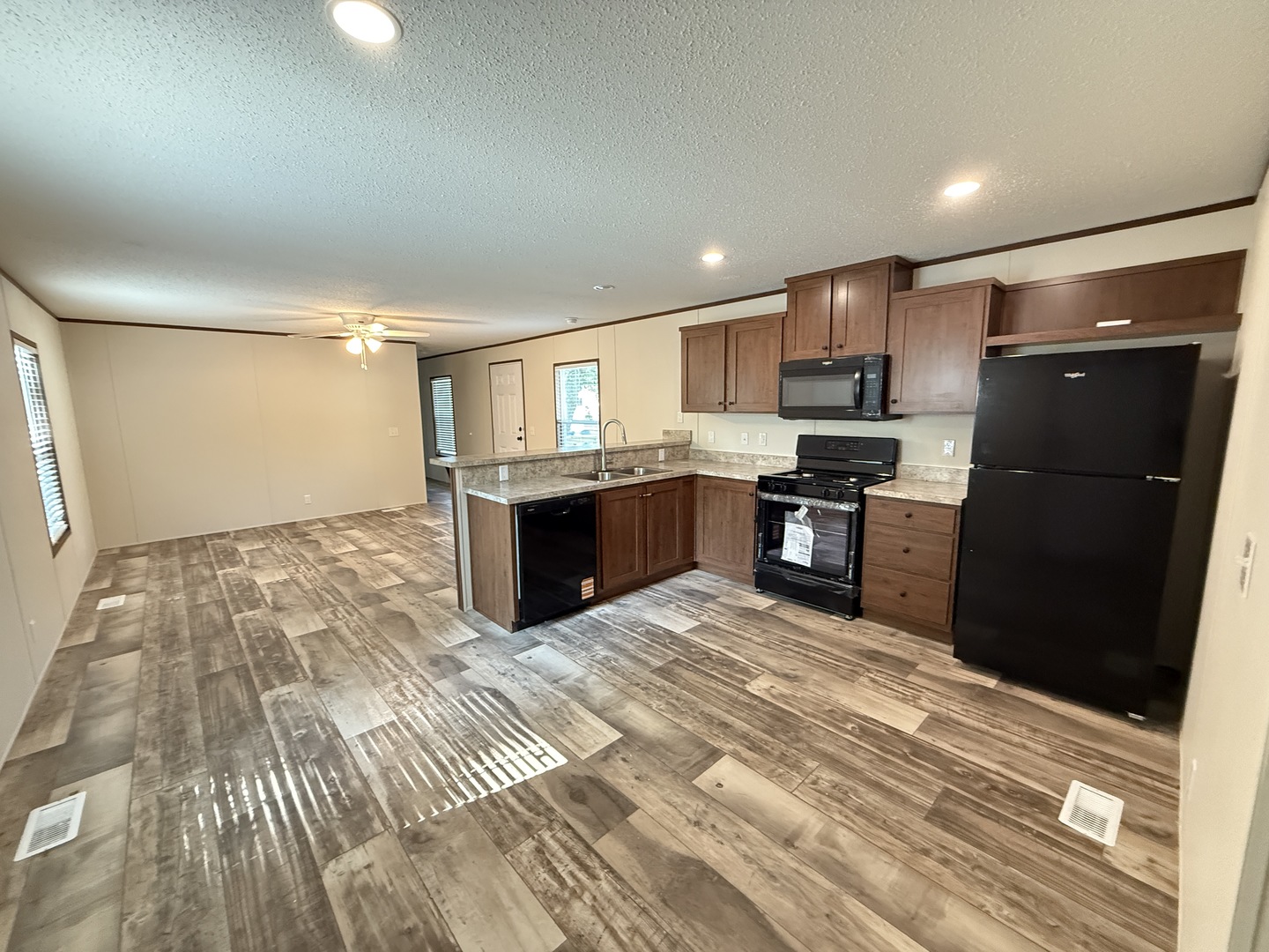 1712 S Dixie Highway #273, Crete, IL 60417