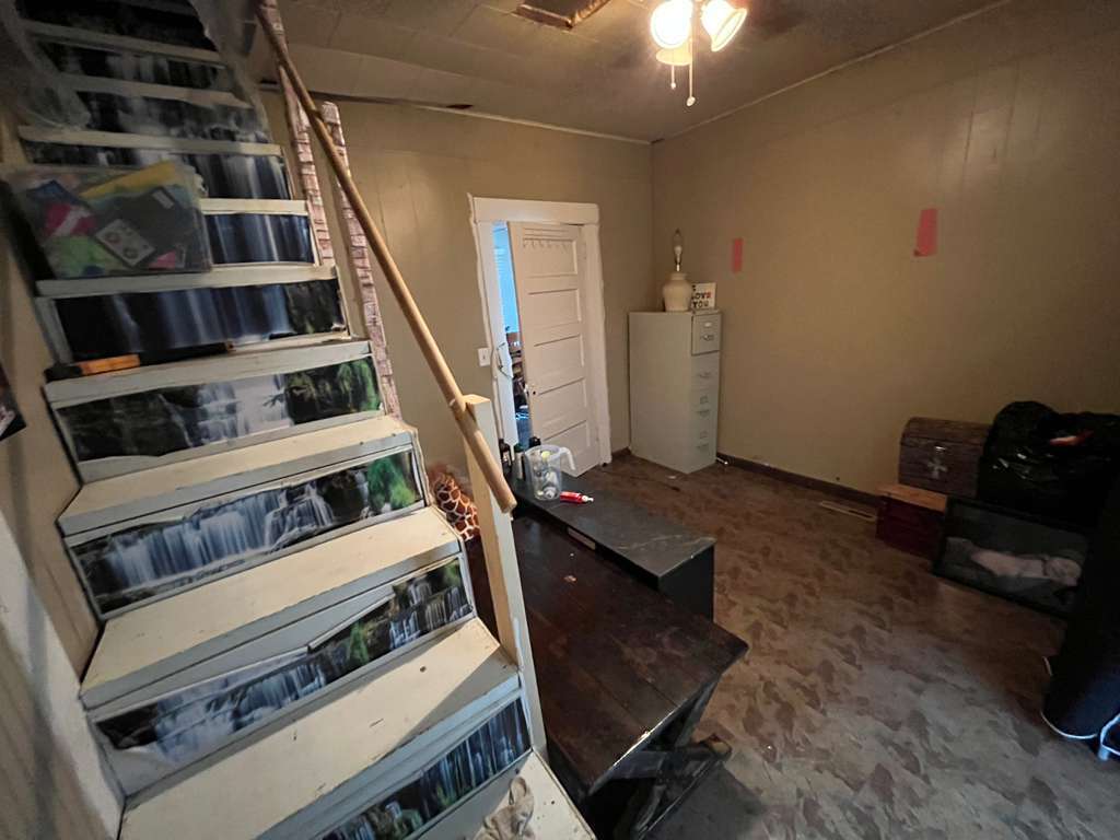 717 W England Street, Taylorville, IL 62568