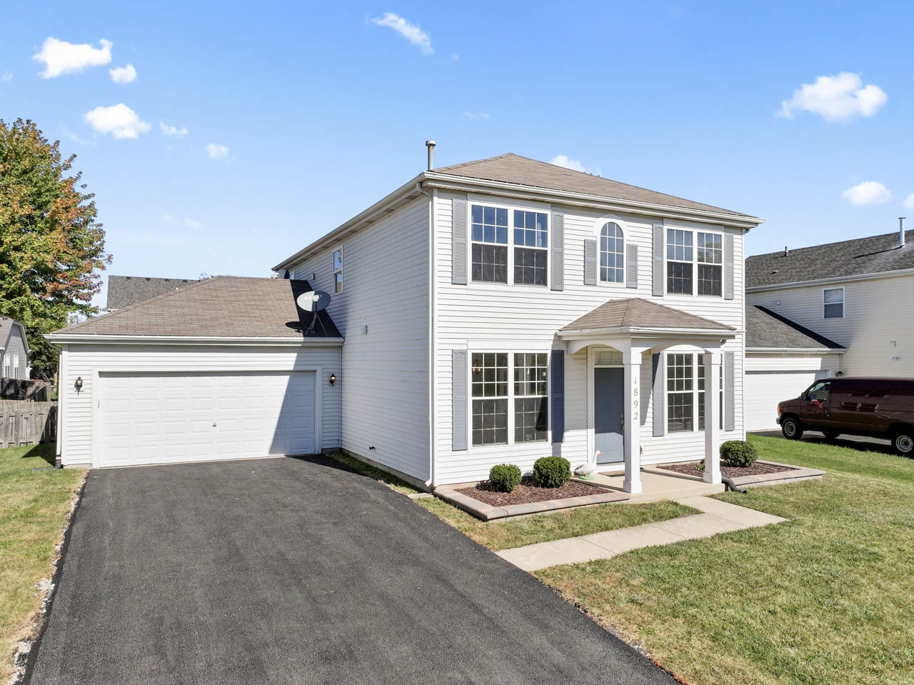 1892 Sedgegrass Trail, Aurora, IL 60504