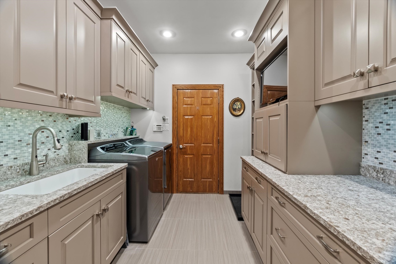 15225 Willow Creek Lane, Orland Park, IL 60467