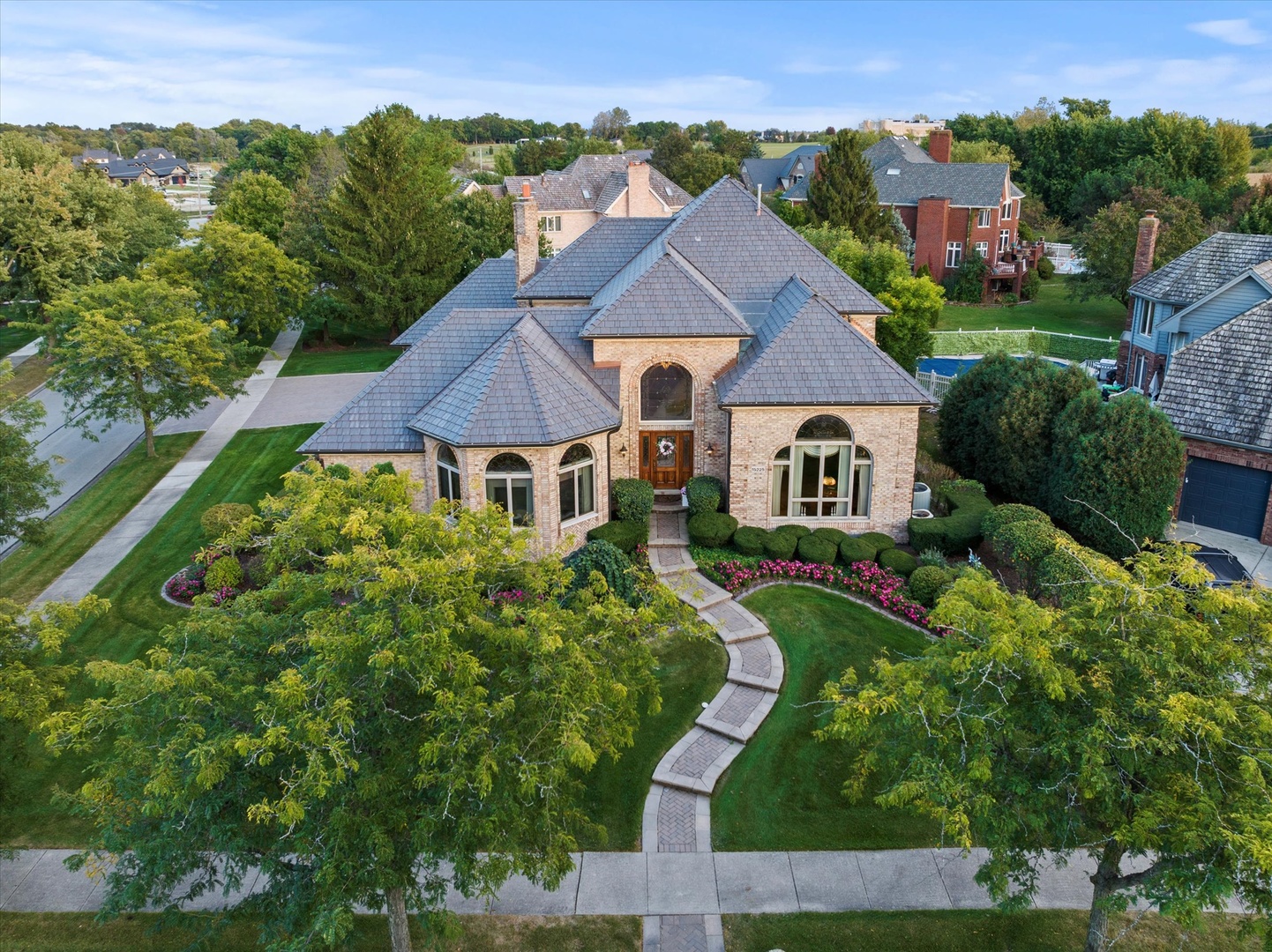 15225 Willow Creek Lane, Orland Park, IL 60467