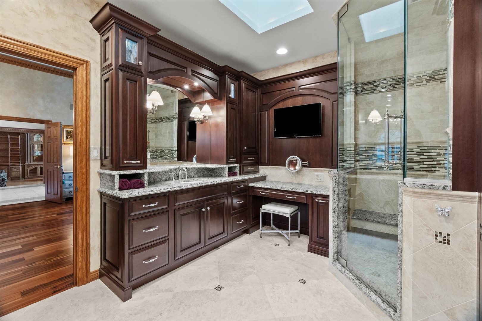 15225 Willow Creek Lane, Orland Park, IL 60467