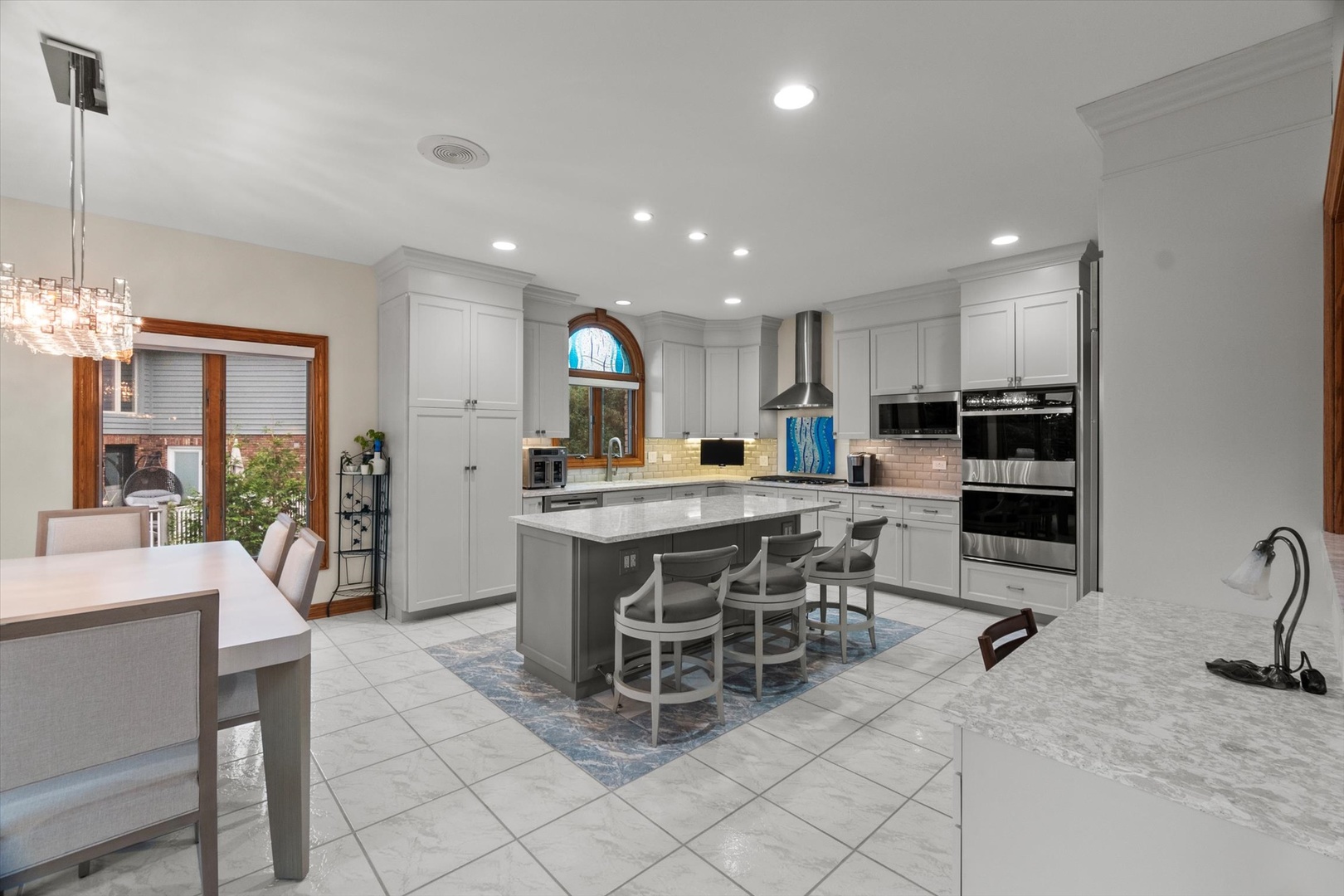 15225 Willow Creek Lane, Orland Park, IL 60467