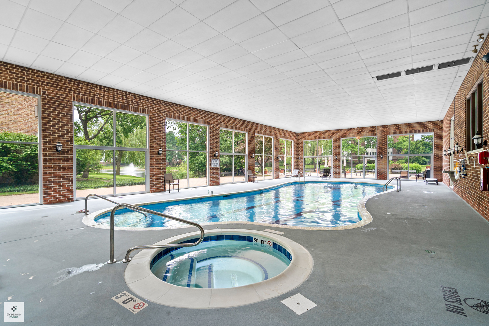 50 LAKE Boulevard #632, Buffalo Grove, IL 60089