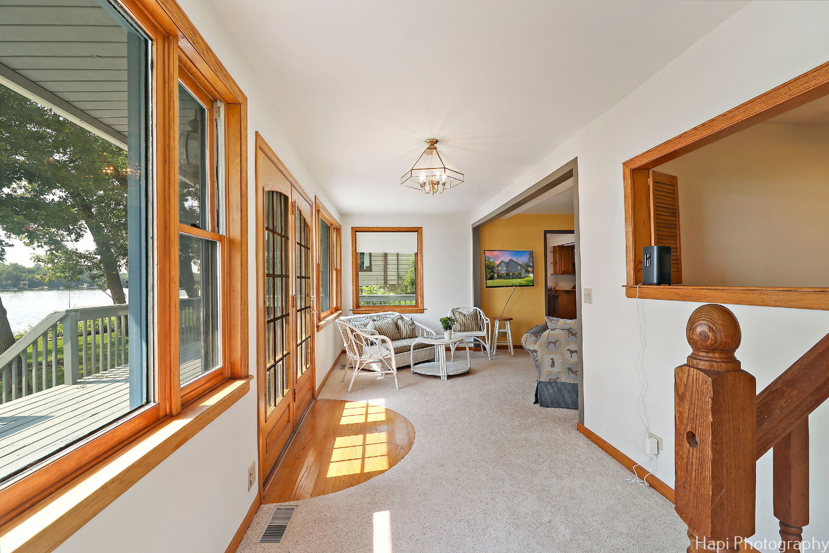 42385 N Woodbine Avenue, Antioch, IL 60002