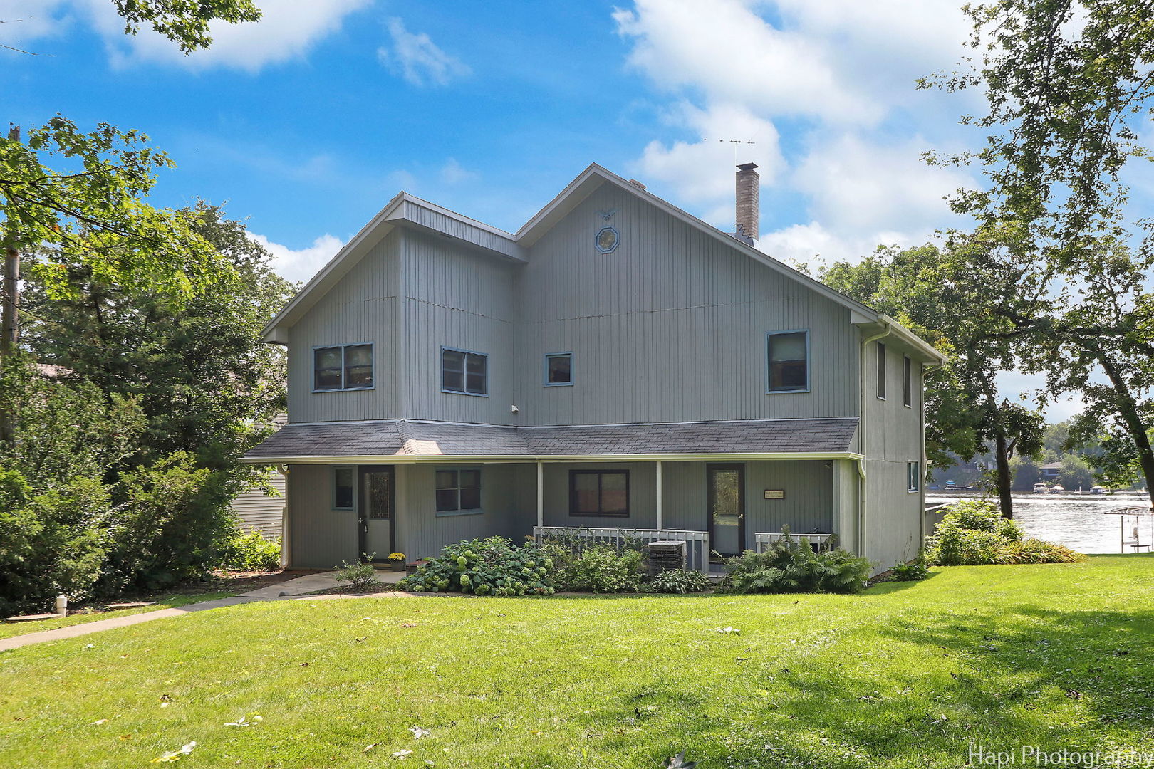 42385 N Woodbine Avenue, Antioch, IL 60002