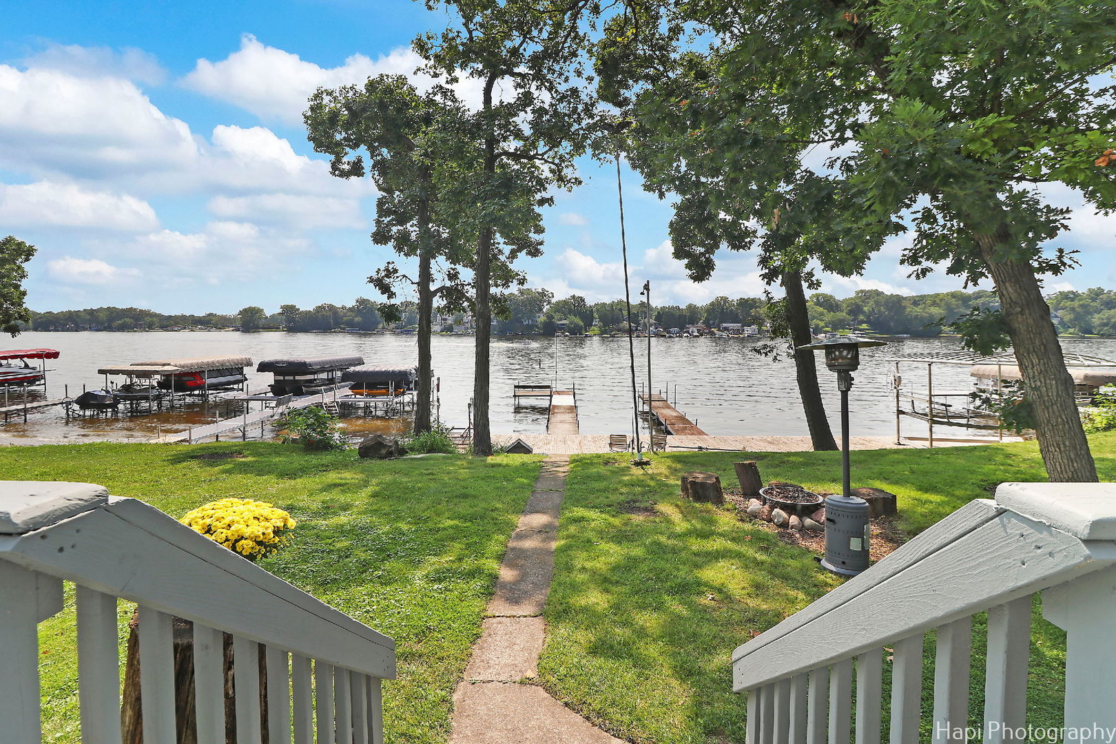 42385 N Woodbine Avenue, Antioch, IL 60002