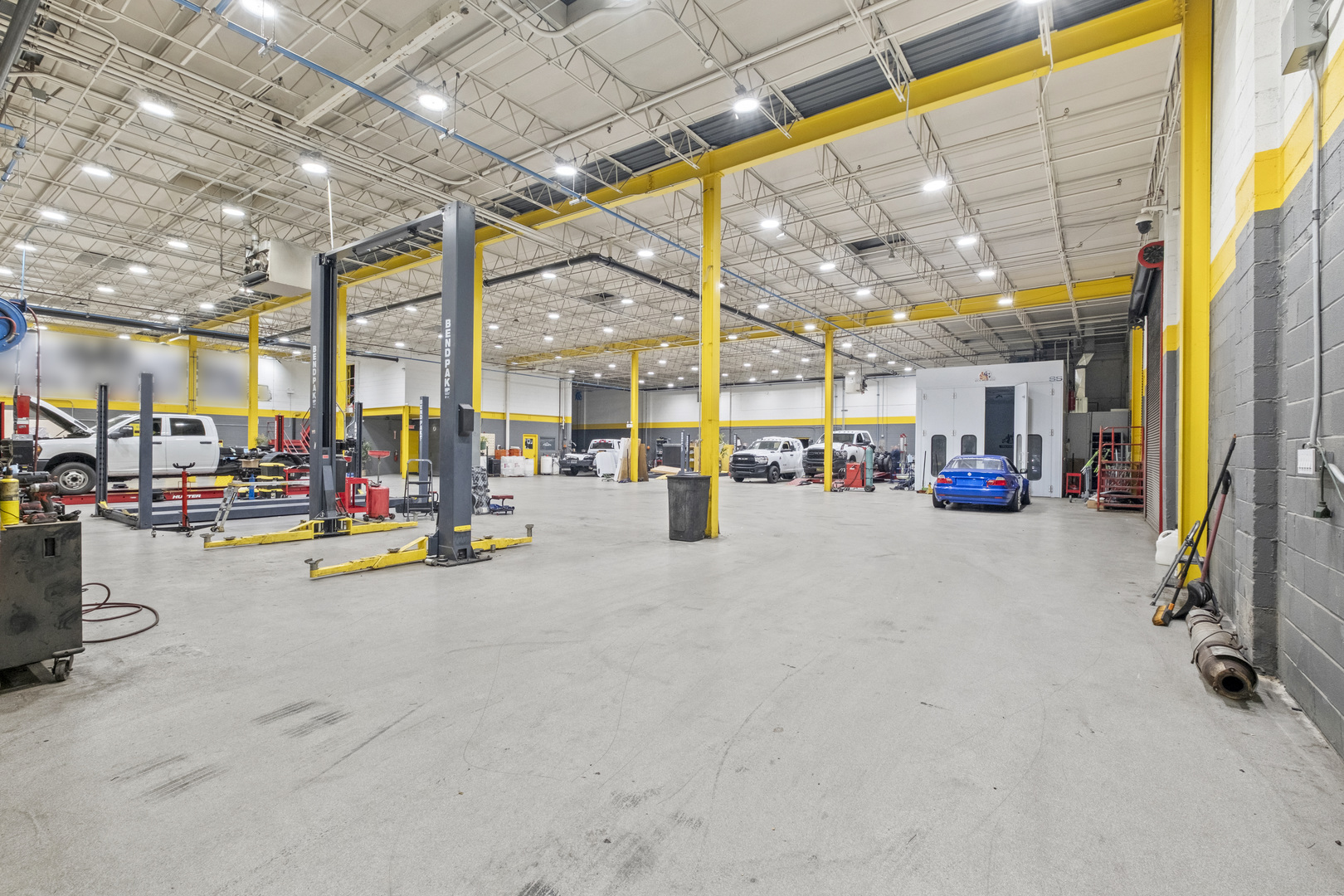 1529 N 31st Avenue, Melrose Park, IL 60160