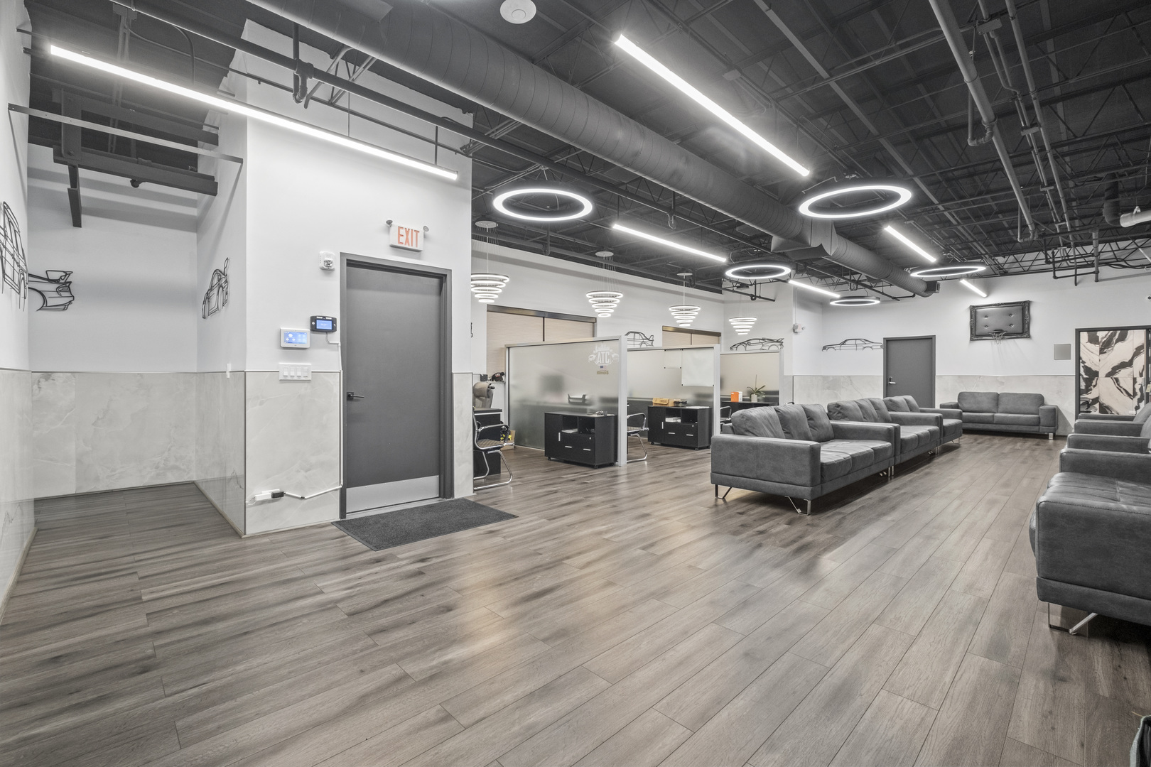 1529 N 31st Avenue, Melrose Park, IL 60160