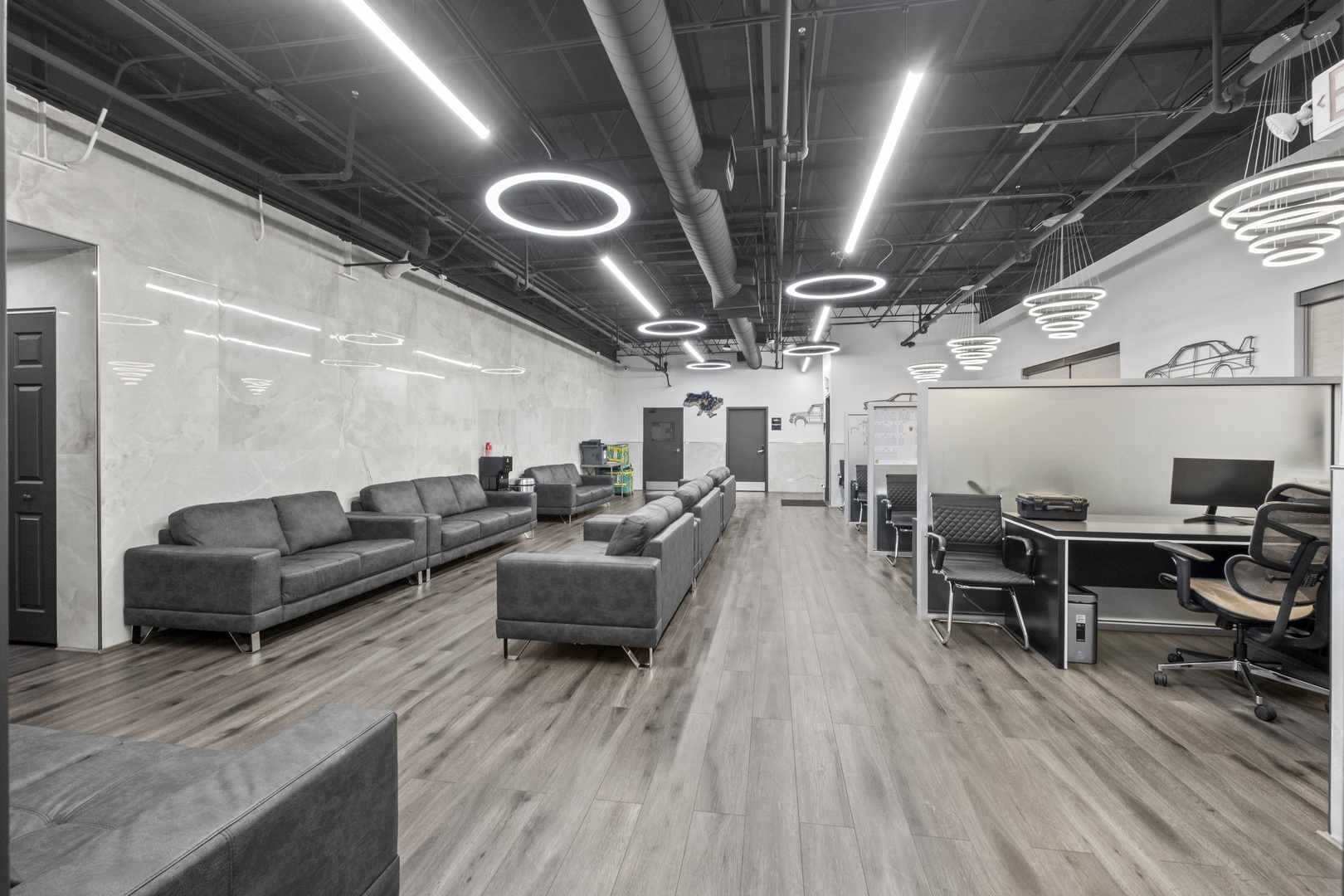 1529 N 31st Avenue, Melrose Park, IL 60160