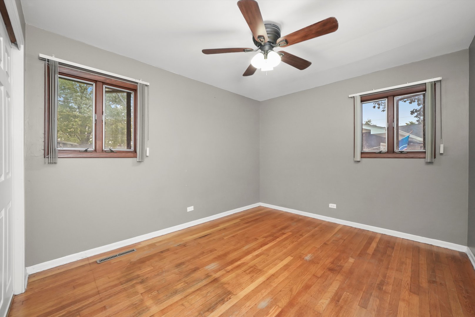 15027 Park Avenue, Oak Forest, IL 60452