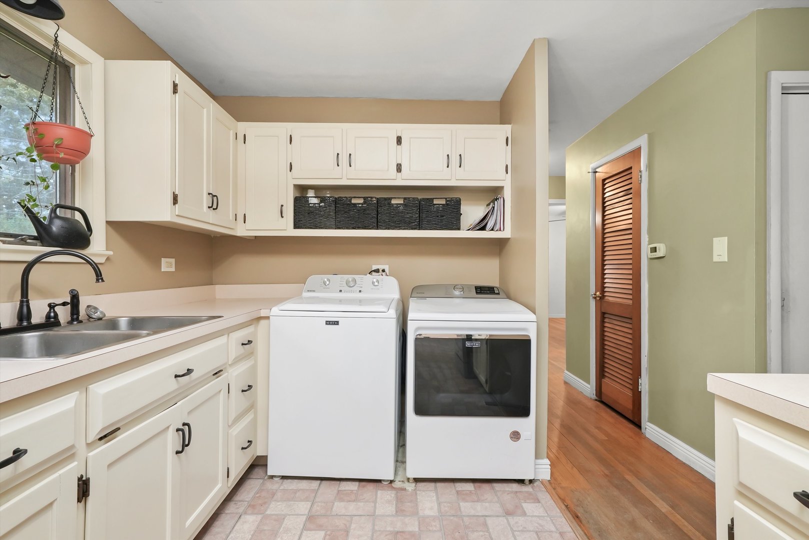 15027 Park Avenue, Oak Forest, IL 60452