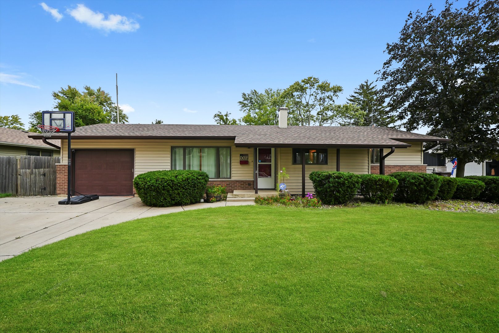 15027 Park Avenue, Oak Forest, IL 60452