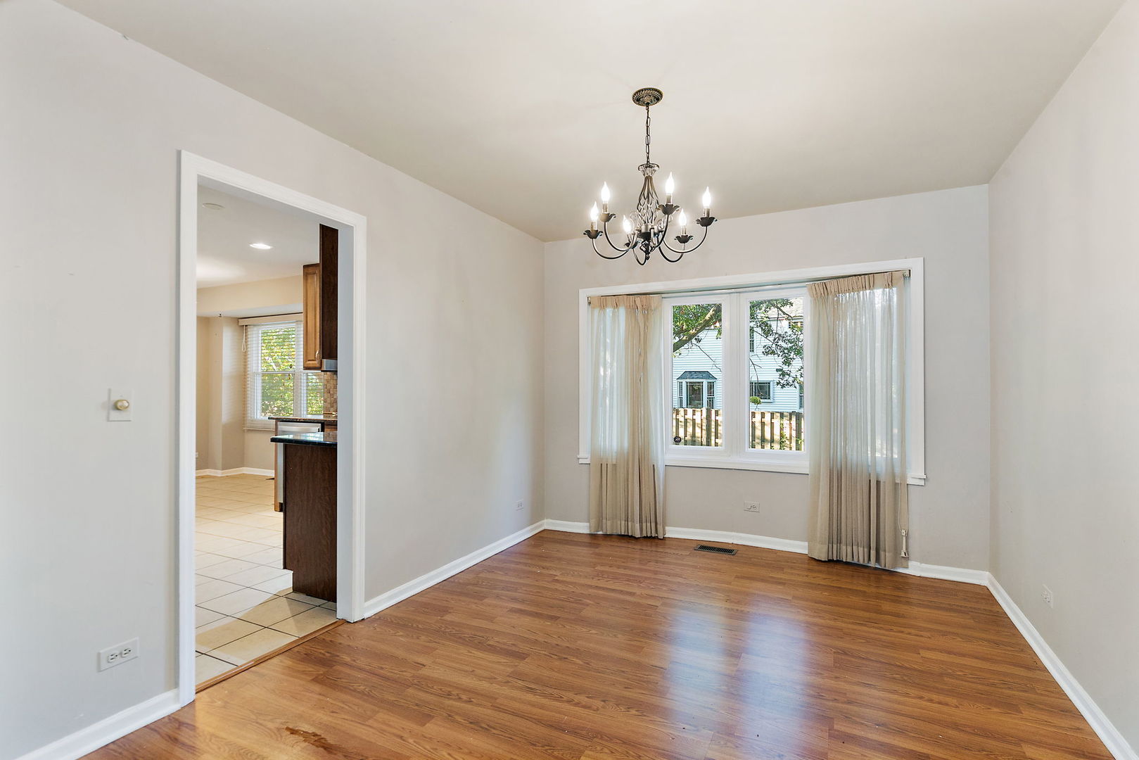 1088 Pear Tree Lane, Wheeling, IL 60090